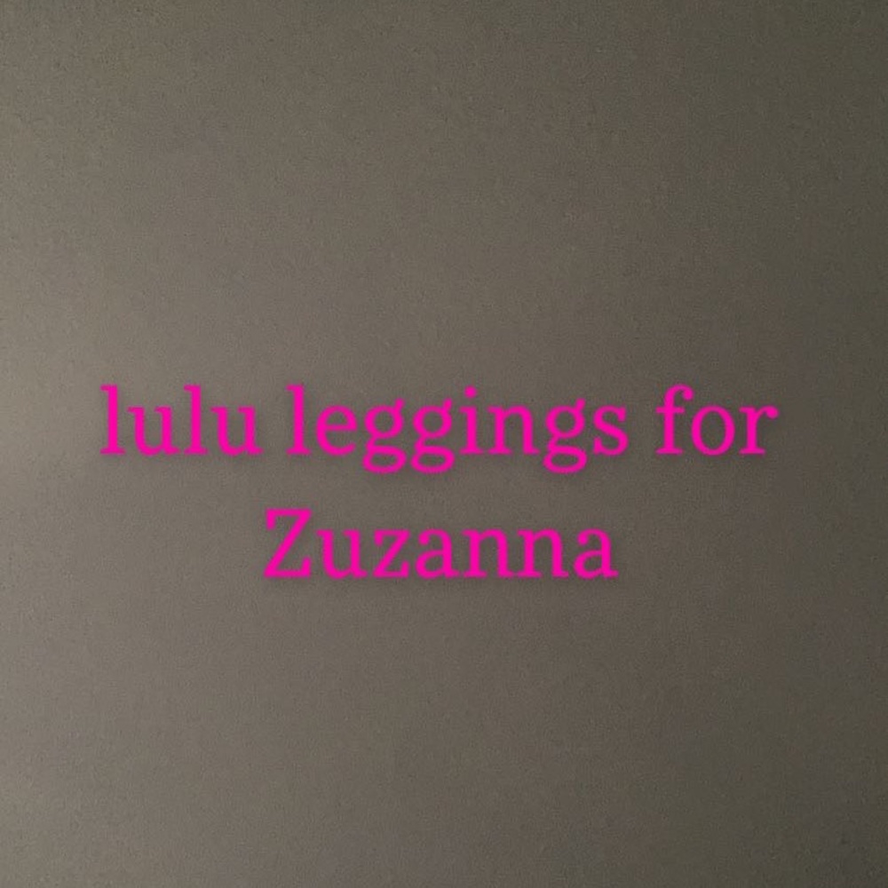 black lululemon leggings